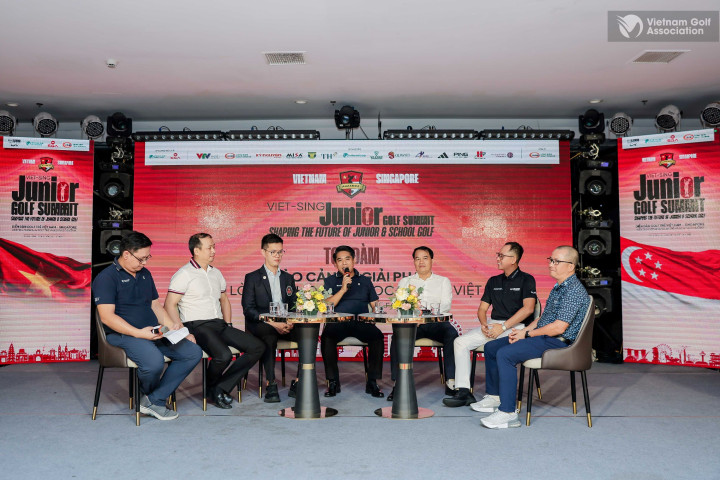 Việt Nam và Singapore bắt tay phát triển golf học đường
