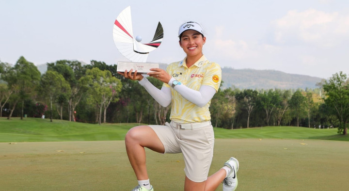 Jeeno Thitikul chiến thắng cảm xúc trên quê nhà tại Honda LPGA Thailand
