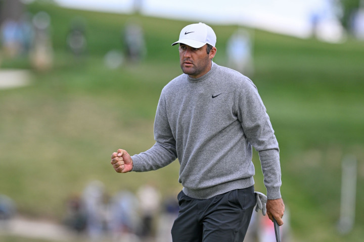 Scottie Scheffler bị khán giả Philadelphia "cà khịa" tại PGA Championship 2026