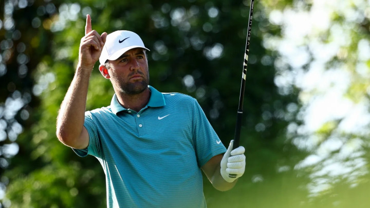 Chỉ trong 40 phút, Scottie Scheffler biến giải PGA Championship 2025 thành sân khấu của riêng mình