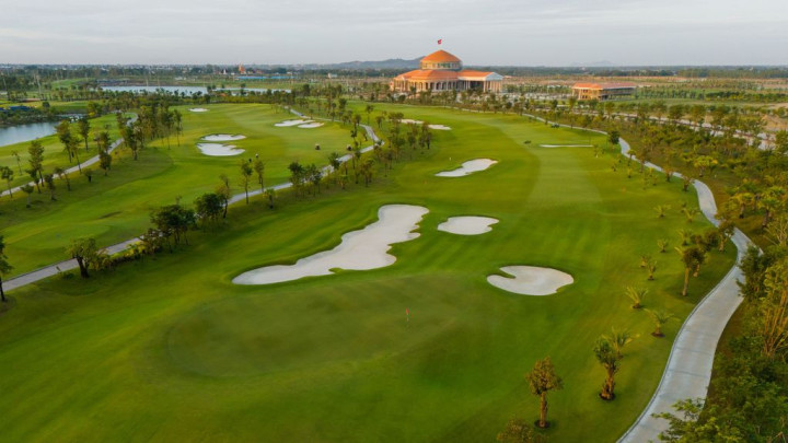 Giải golf tại Campuchia do LIV Golf hậu thuẫn bị hủy vì căng thẳng chính trị