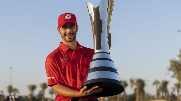 Jose Ballester giành danh hiệu chuyên nghiệp đầu tiên sự nghiệp sau chiến thắng tại PIF Saudi International 2025