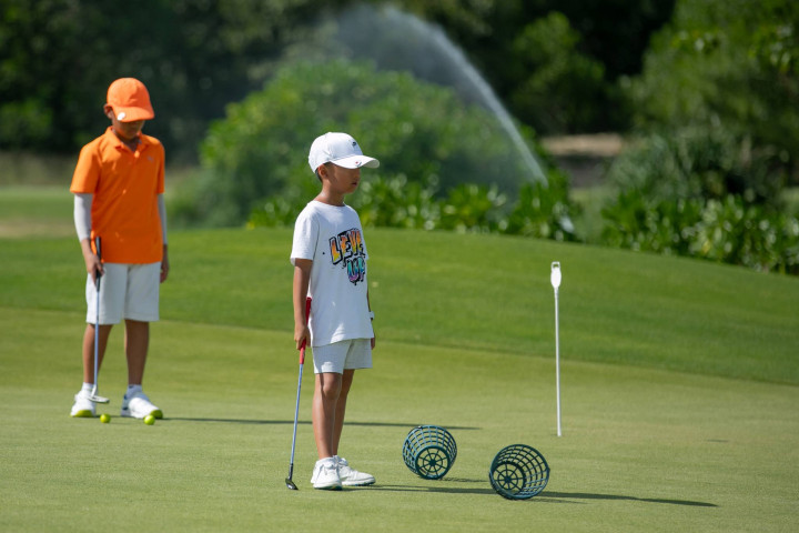 Vinpearl Golf Nam Hội An lan tỏa văn hóa golf đến gần hơn với trẻ nhỏ