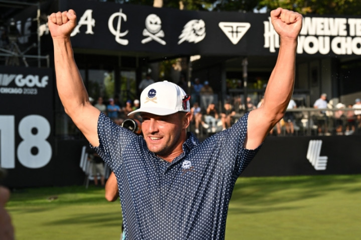 Đánh -8 gậy ngày cuối, Bryson DeChambeau vô địch LIV Golf Chicago