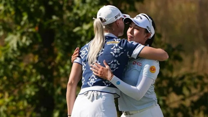 Pha 4 putt gây sốc của số 1 thế giới giúp Charley Hull giành danh hiệu LPGA thứ 3