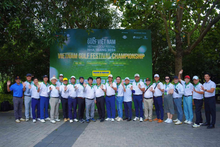 Ấn tượng lễ khai mạc giải golf trong khuôn khổ “Lễ hội Golf Việt Nam – Nha Trang 2024”