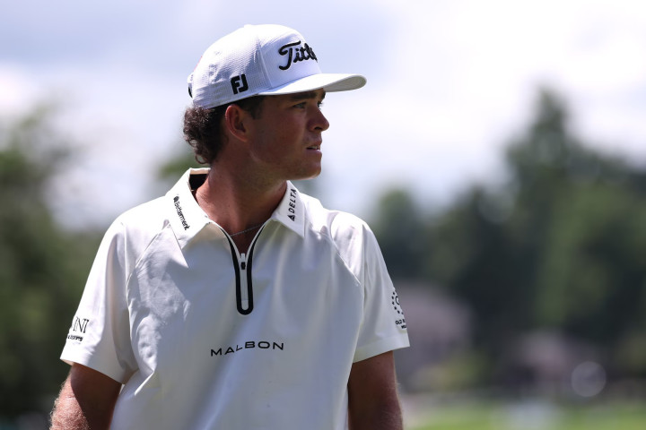 Jackson Koivun cân bằng kỷ lục của Tiger Woods, giành suất cuối cùng vào FedExCup Playoffs