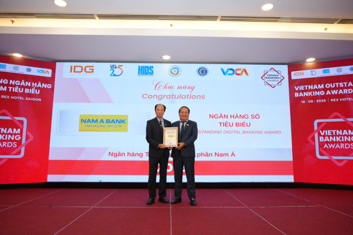 Nam A Bank giành “cú đúp” tại Vietnam Outstanding Banking Awards 2025
