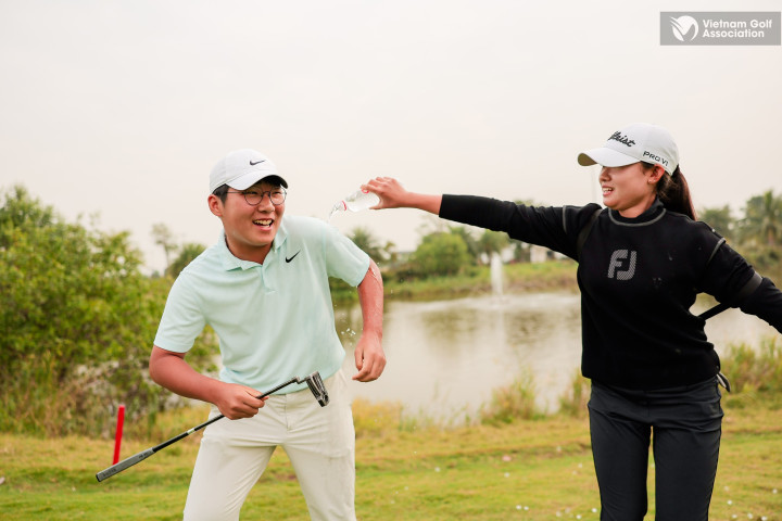 Golfer 13 tuổi Hàn Quốc "out trình" tại giải golf trẻ hàng đầu Việt Nam