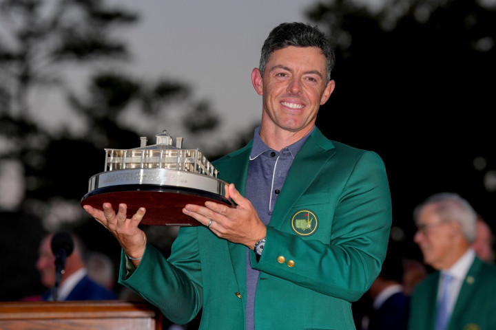 Rory McIlroy lần thứ 2 liên tiếp vô địch The Masters sau ngày Chủ nhật nghẹt thở