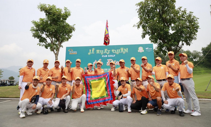 CLB Golf họ Đinh và CLB Golf họ Trần không hẹn mà gặp trên sân Hilltop Valley Golf Club