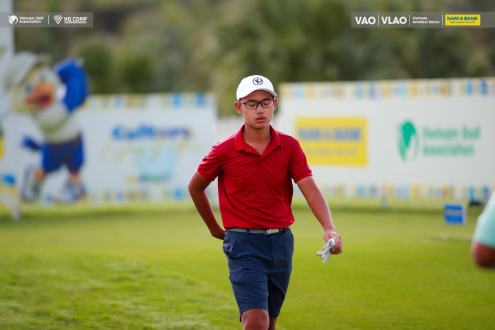 Golfer 13 tuổi Vương Nam A thử sức tại đấu trường chuyên nghiệp Royal Cup Series 2026 - Final Leg