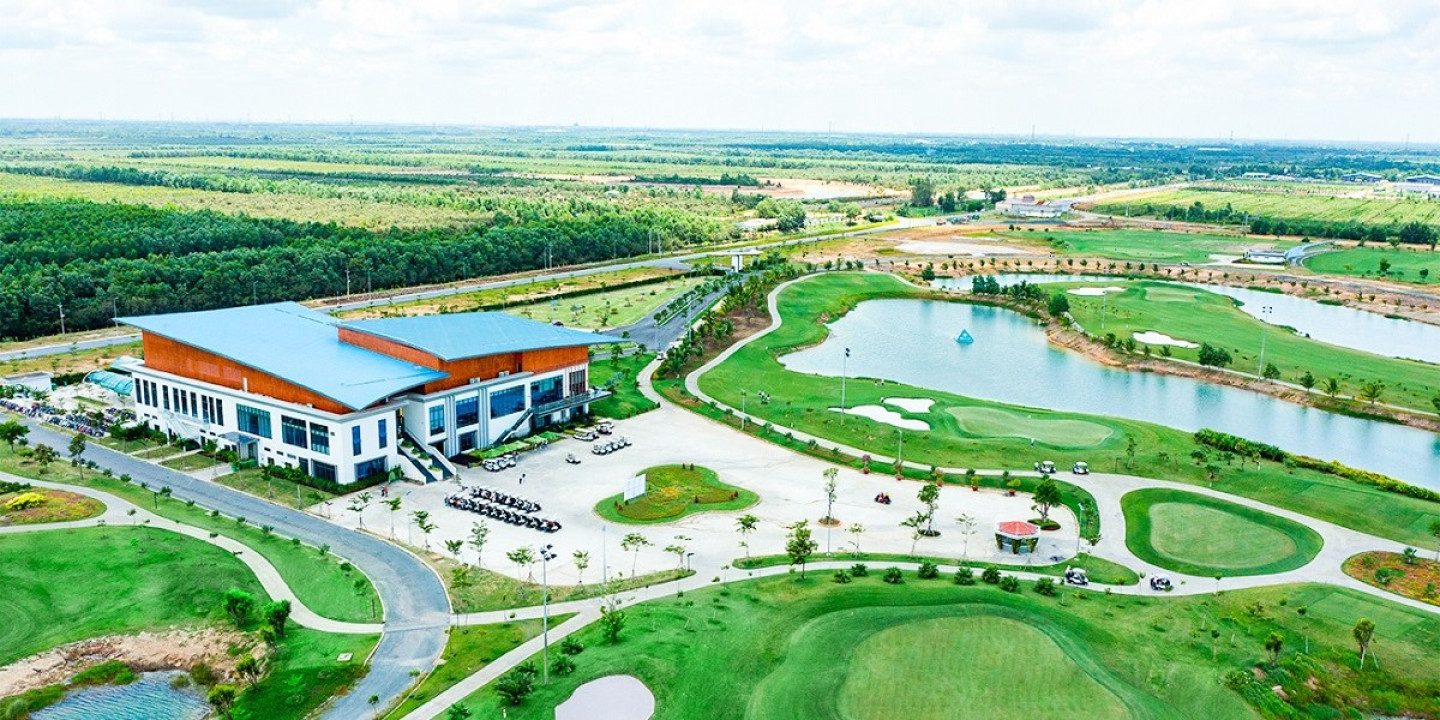 Royal Long An Golf & Country Club lần đầu tiên lọt đề cử “Sân golf tốt nhất Việt Nam” tại World Golf Awards 2025