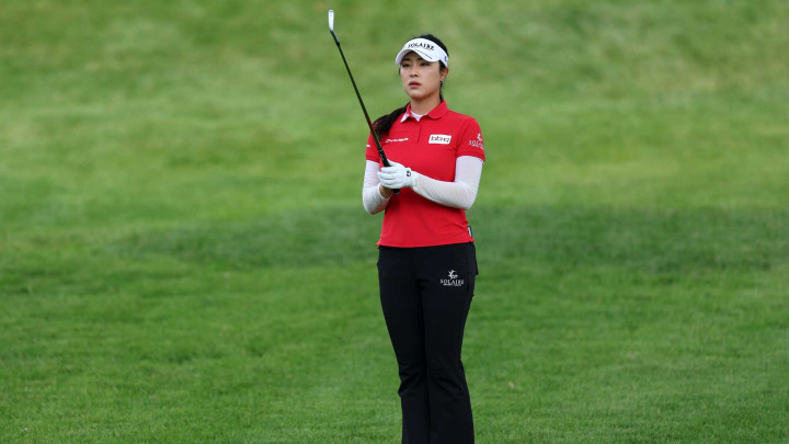 Golfer Hàn Quốc từng bị cấm thi đấu vì gian lận vươn lên dẫn đầu Women's PGA Championship 2026