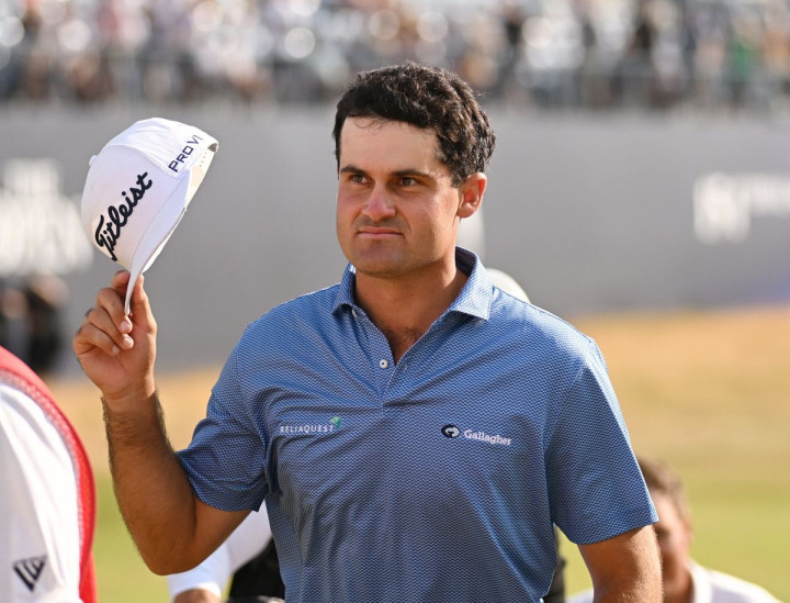 Lần đầu đến châu Âu, golfer người Mỹ bất ngờ dẫn đầu The Open 2026