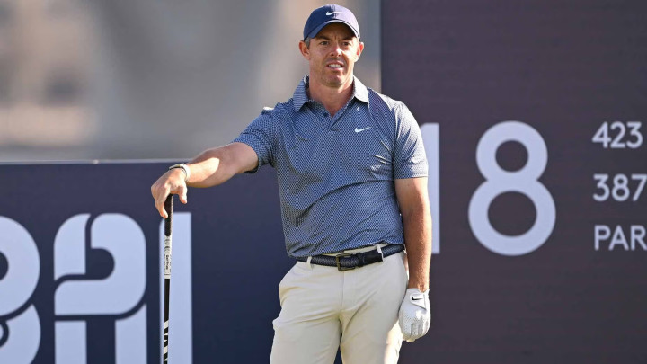 Rory McIlroy và Shane Lowry "sụp đổ", mở đường cho chiến thắng của Nacho Elvira