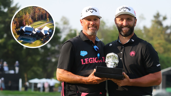 Nghề caddie giàu cỡ nào? Caddie của Jon Rahm rao bán dinh thự 14 triệu USD