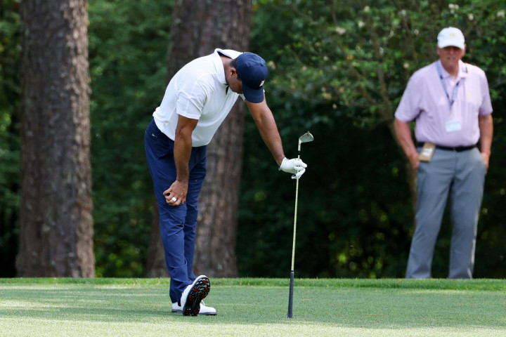 Tiger Woods đã có thể đi bộ bình thường trở lại sau phẫu thuật - Ảnh 1.