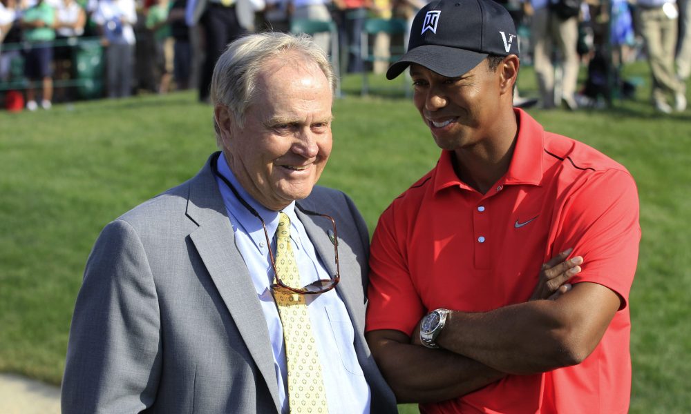 Tiger Woods hay Jack Nicklaus vĩ đại hơn?