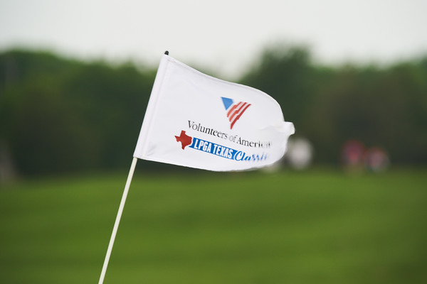 Vòng đấu đầu tiên của Volunteers of America LPGA Texas Classic bị hoãn