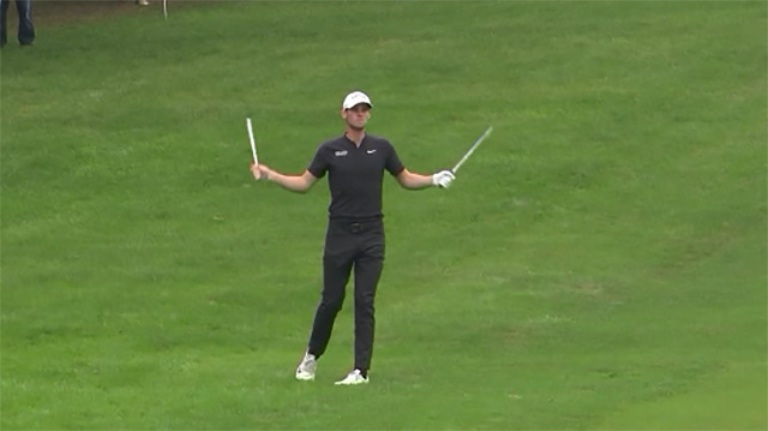 Thomas Pieters bẻ đôi gậy trên sân vì đánh hỏng tại BMW PGA Championship