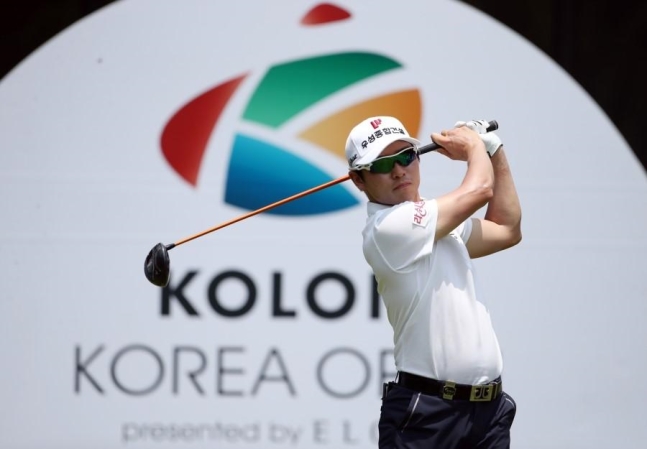Korea Open ngày thứ 3: "Độc xà" Choi Min-chul chiếm lĩnh vị trí nhất bảng