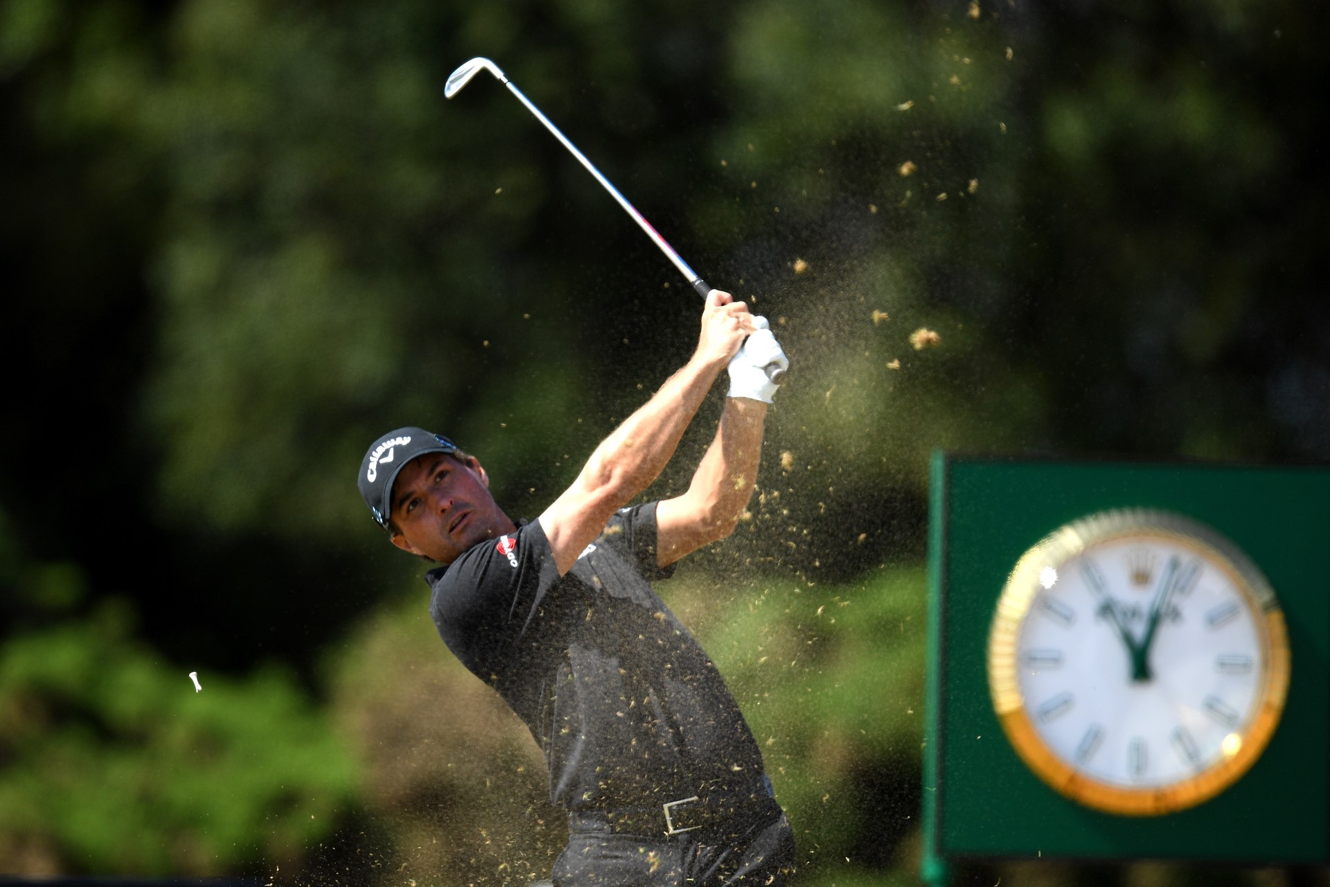 Open Championship ngày thứ 1: Kevin Kisner tạm dẫn đầu, Tiger Woods chỉ đạt điểm chuẩn