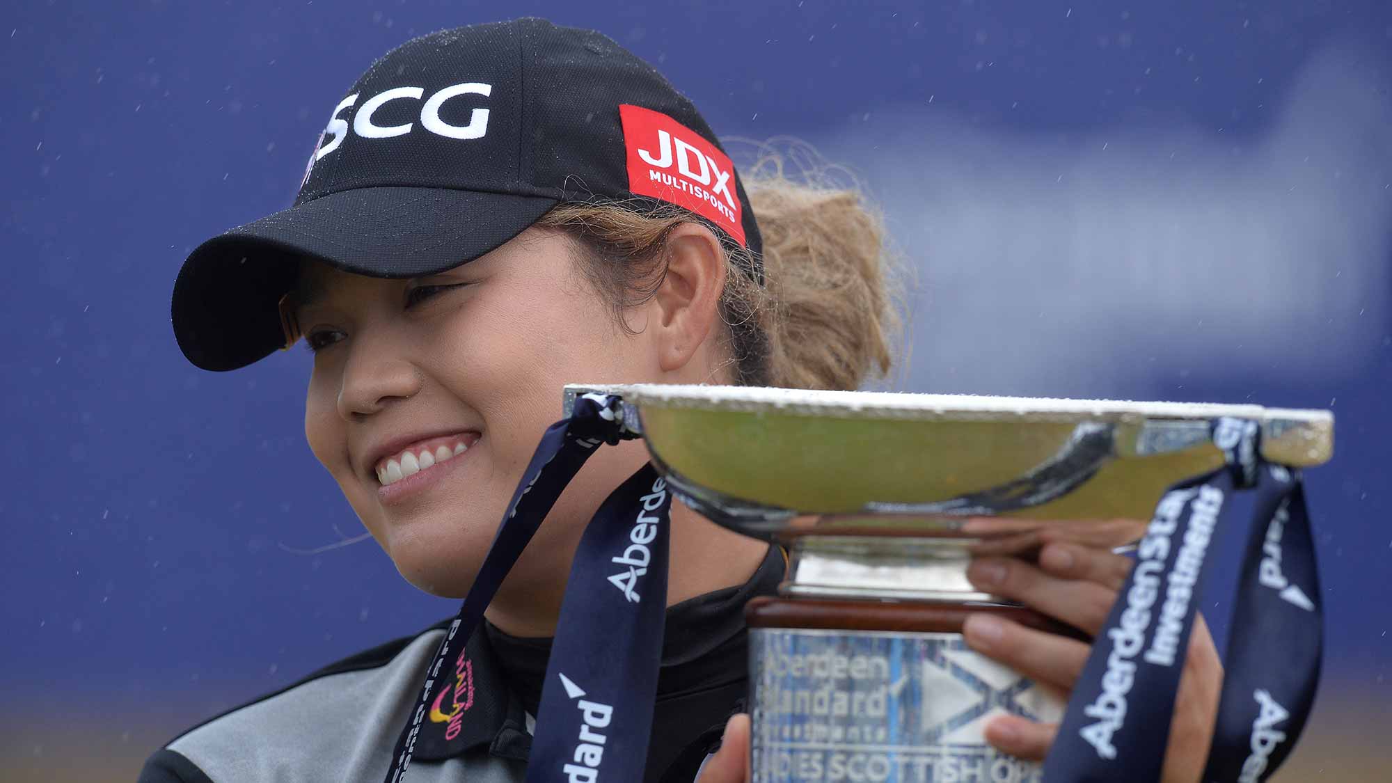 Ariya Jutanugarn đăng quang ở Ladies Scottish Open, chiếm lại ngôi số 1 thế giới