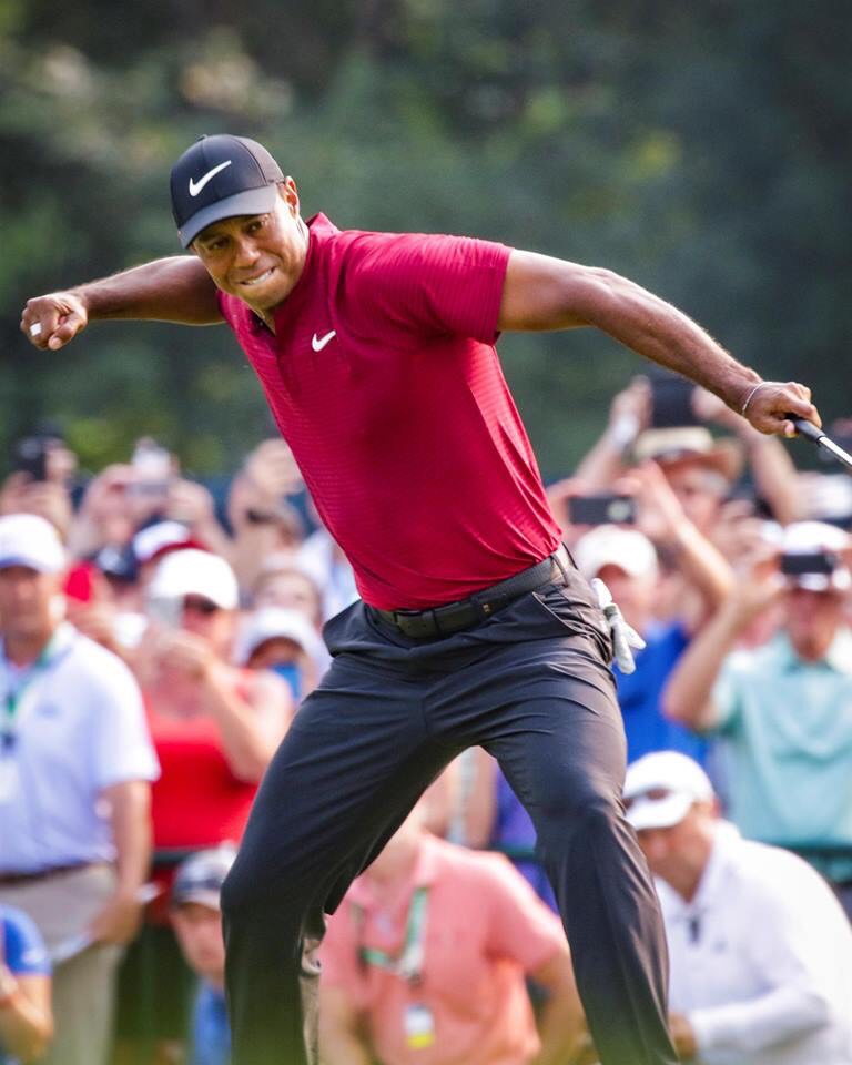 Chùm ảnh: Tiger Woods và sự trở lại ngoạn mục tại PGA Championship