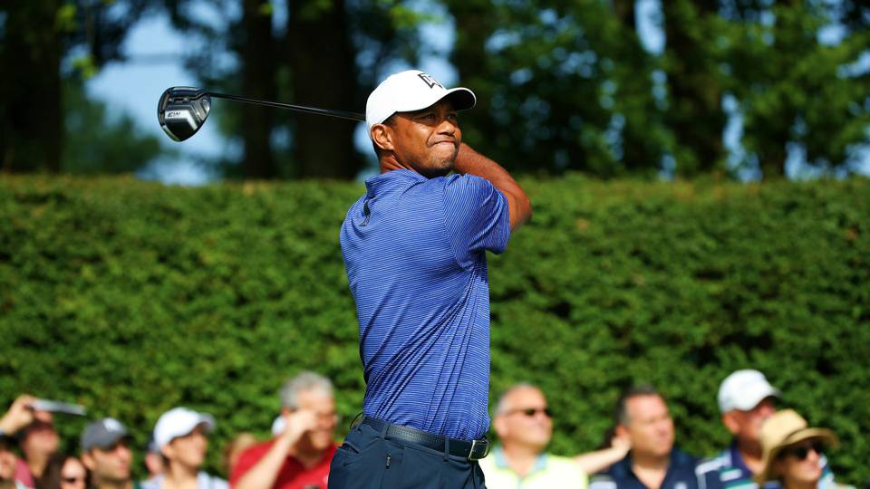 Tiger Woods quyết định thay đổi shaft và độ loft của gậy driver trong giải The Northern Trust