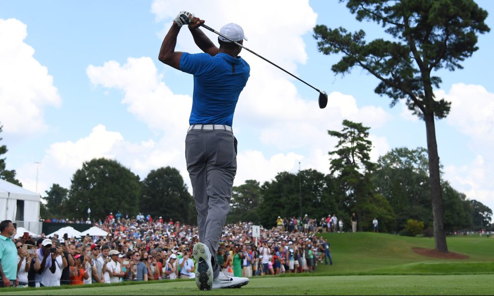 Tour Championship ngày thứ 3: Tiger Woods ghi 'bão' birdie, cơ hội cao giành vô địch Tour Championship