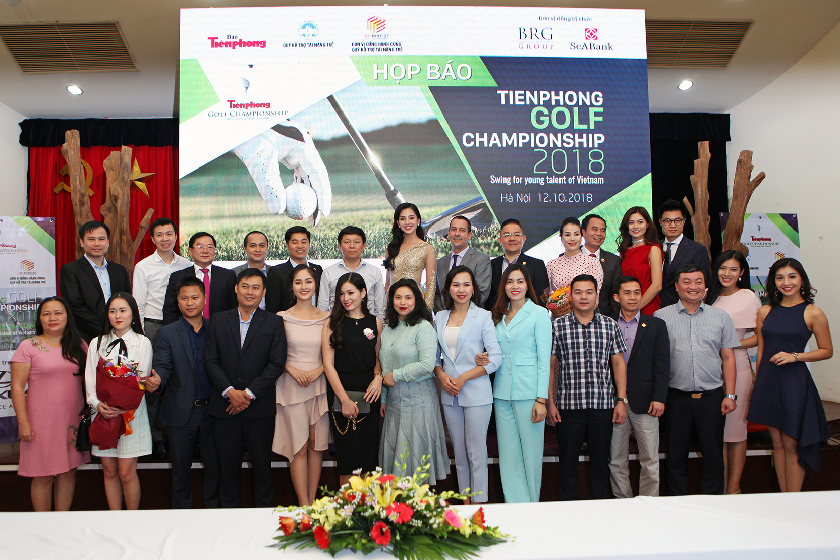 Hoa hậu Trần Tiểu Vy - Đại diện hình ảnh cho giải Tiền Phong golf Championship 2018