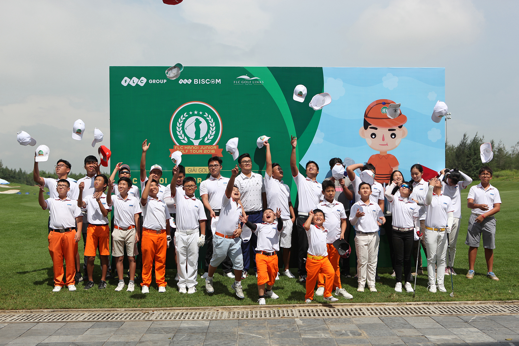 30 golfers nhí hào hứng thi đấu tại vòng mở màn giải FLC Hanoi Junior Golf Tour 2018 – Lần 3