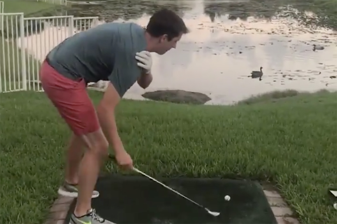 Nam thanh niên gây sốt khi bắt chước động tác các golfer nổi tiếng