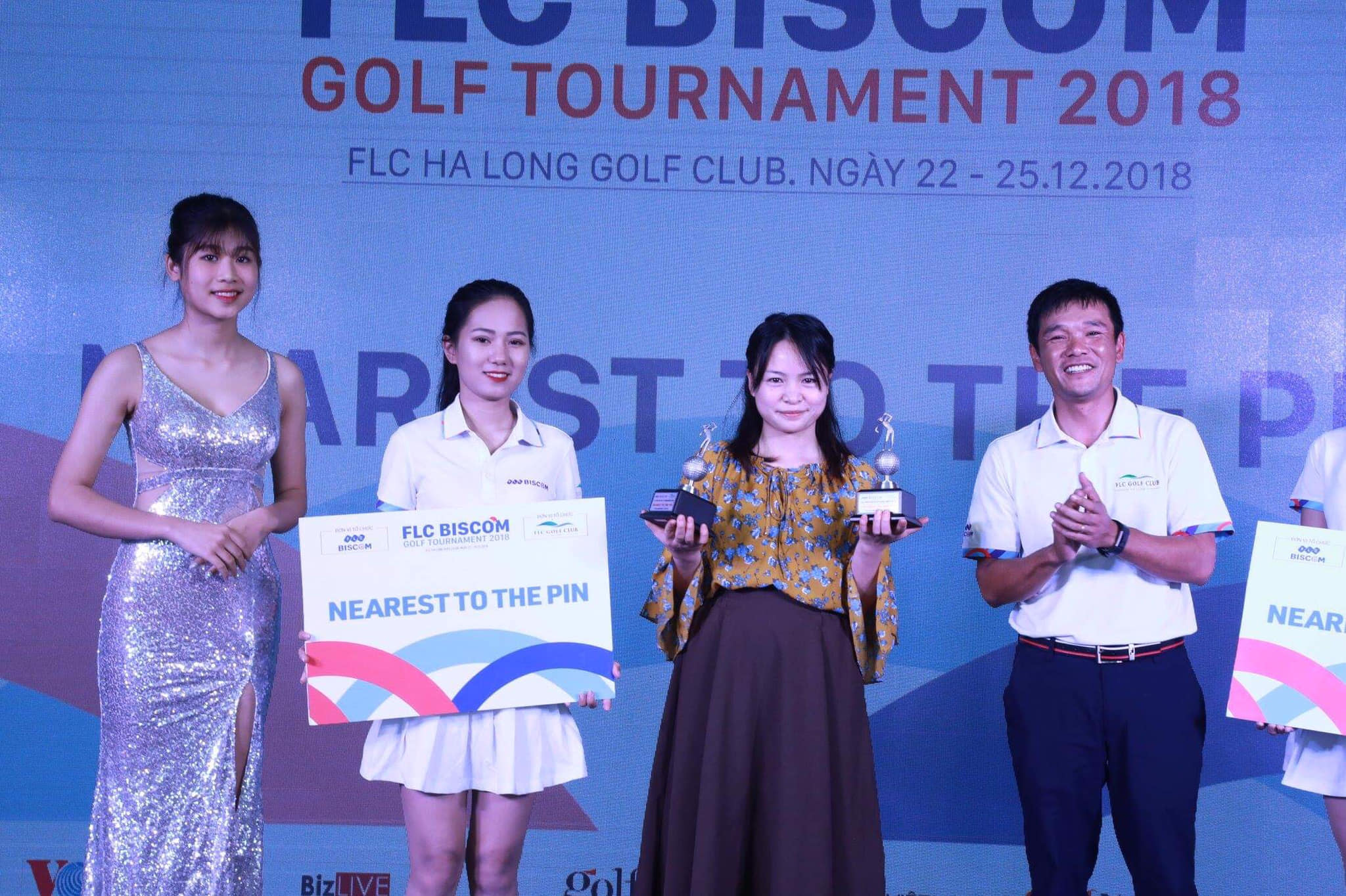 FLC Biscom Golf Tournament 2018 buổi thi đấu thứ 3: Golfer Nguyễn Thị Kim Anh 'ẵm' 3 giải kỹ thuật