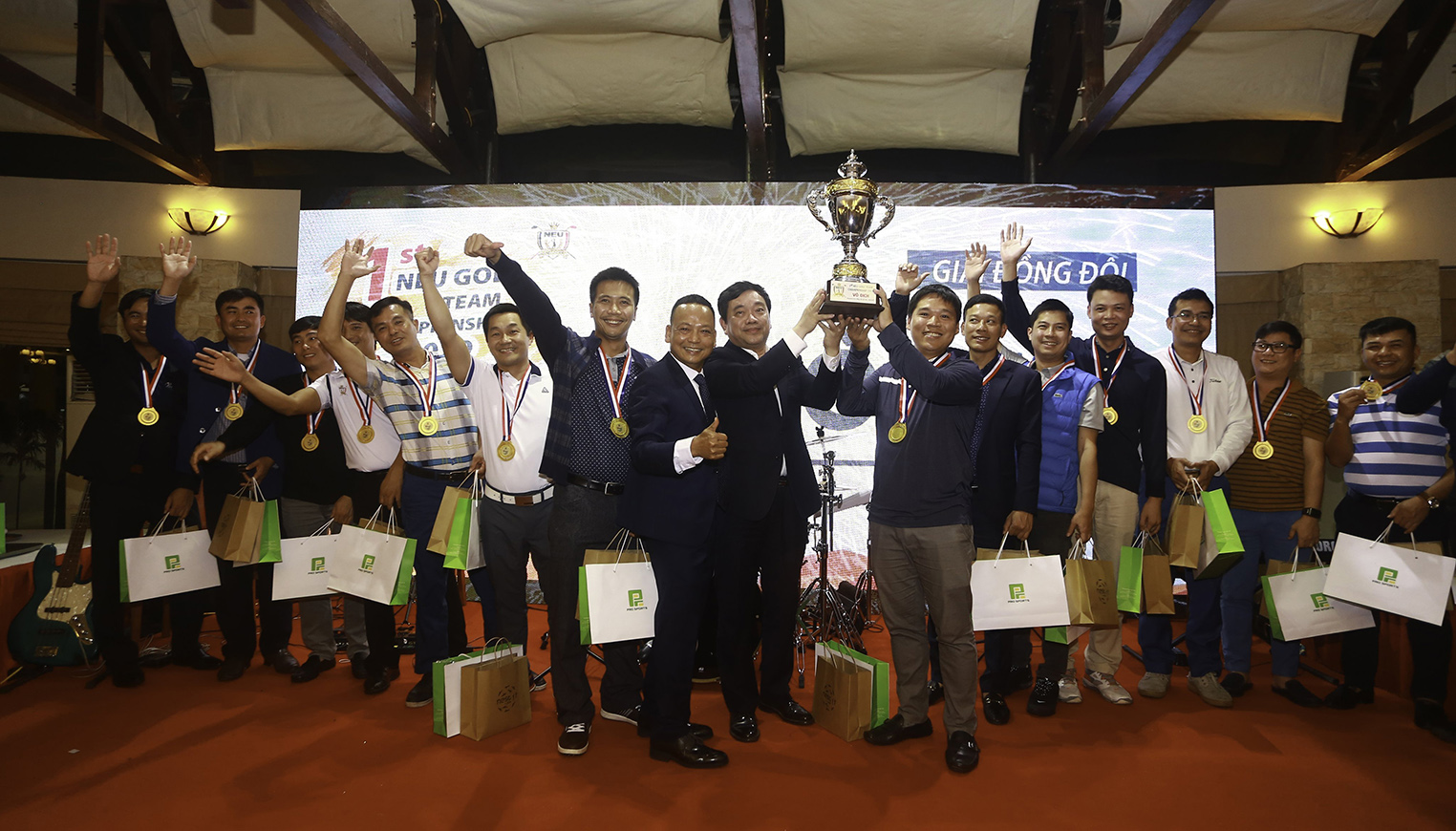 NEU Golf K40+ đăng quang vô địch Giải vô địch các CLB golf Đại học Kinh tế quốc dân lần I–2019