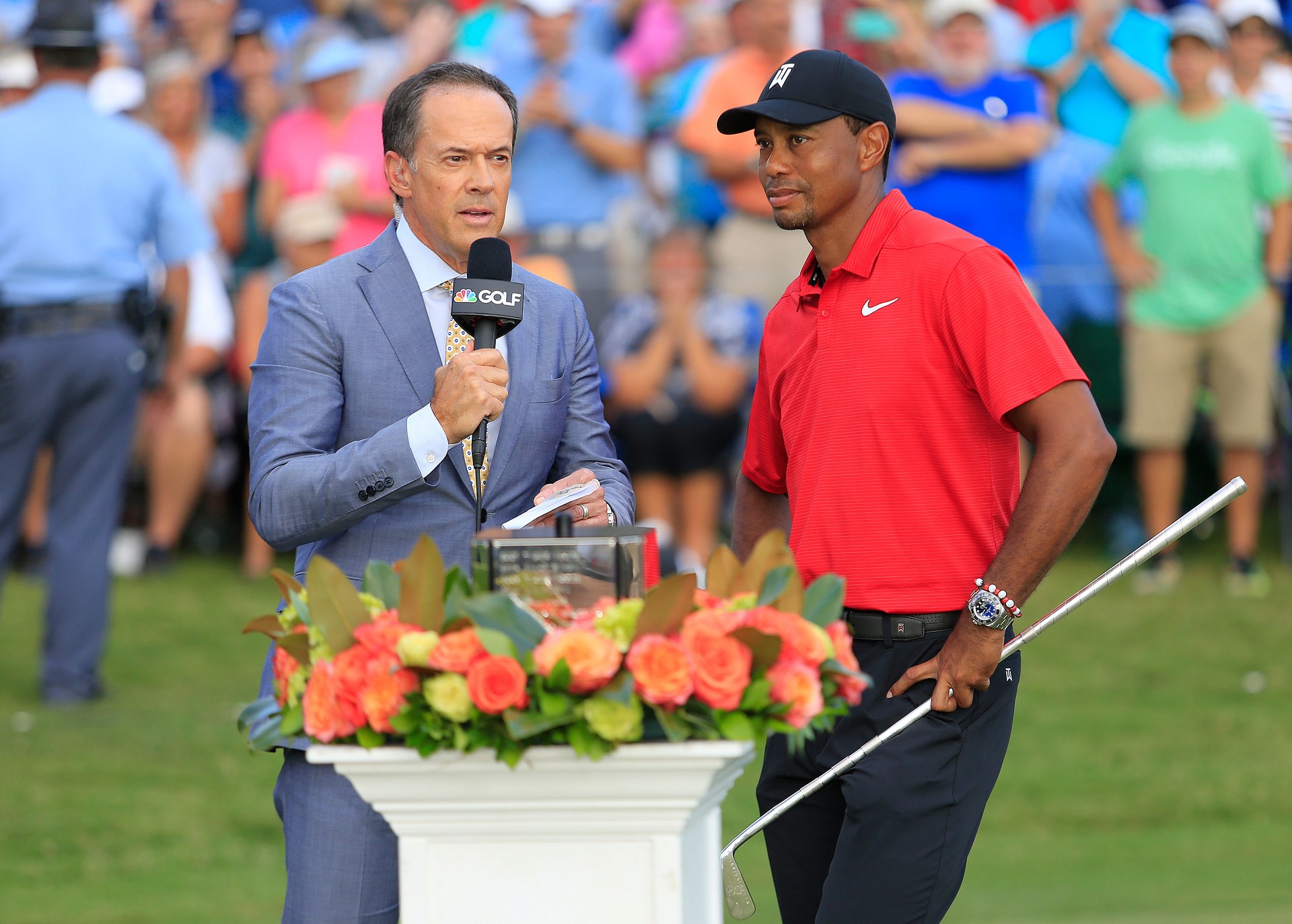Tiger Woods lần đầu giành giải thưởng Ben Hogan sau nỗ lực quay lại với golf