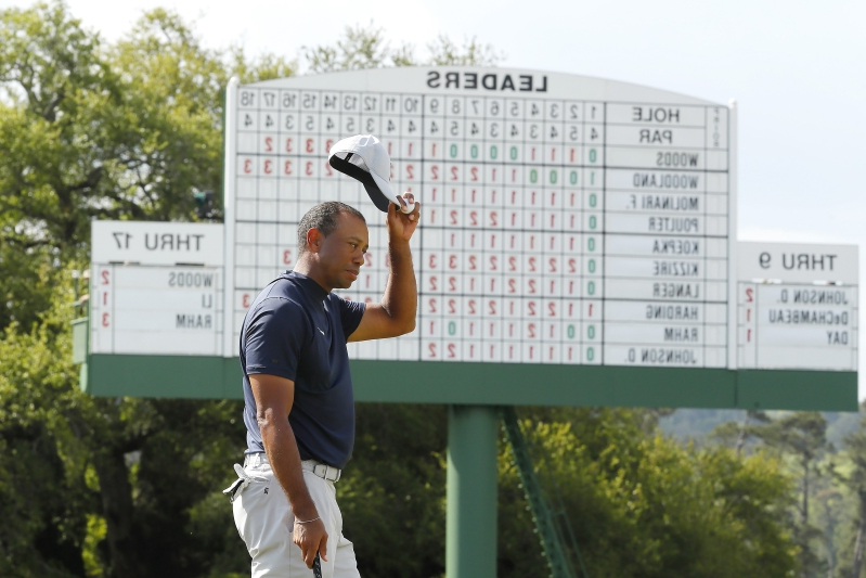 Những điều ấn tượng Tiger Woods để lại sau vòng đầu tiên
