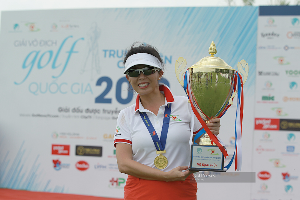 Ghi Eagle ở vòng chung kết, Nguyễn Thị Tố Uyên lần đầu tiên vô địch giải Quốc gia.