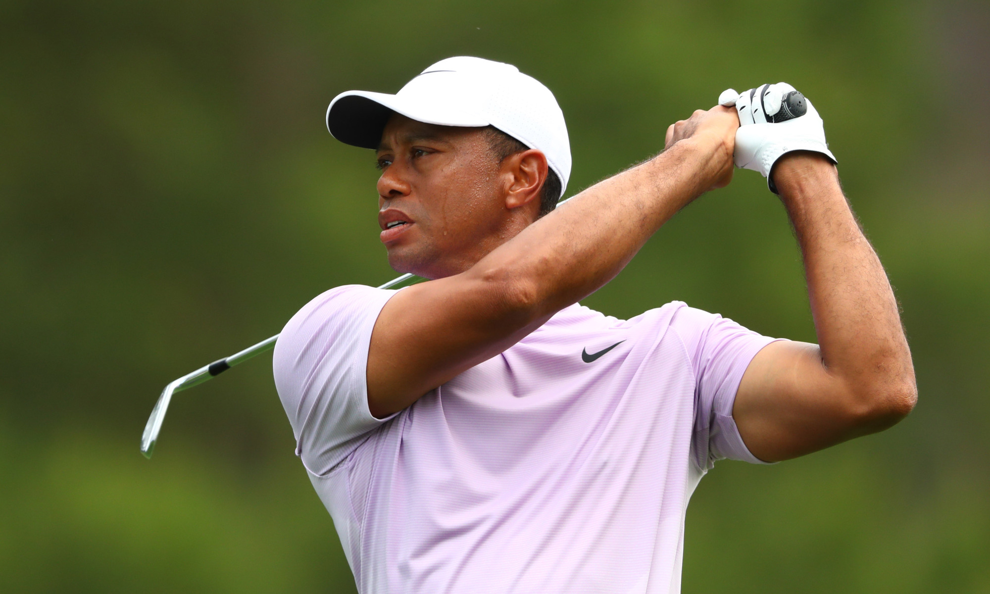 Tiger Woods lần đầu trở lại thi đấu ở Nhật Bản sau hơn 10 năm