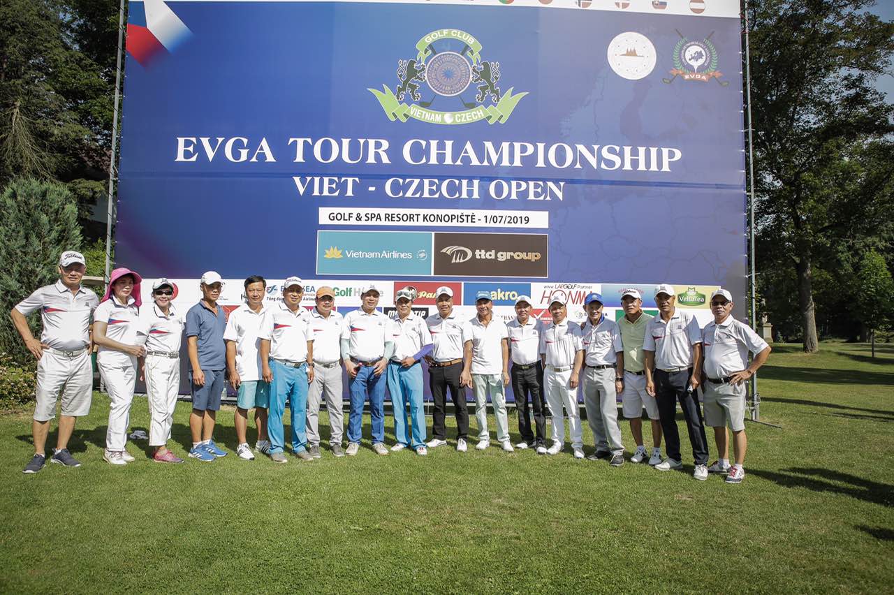 Gần 300 golfer tham dự EVGA Tour Championship Viet – Czech Open 2019