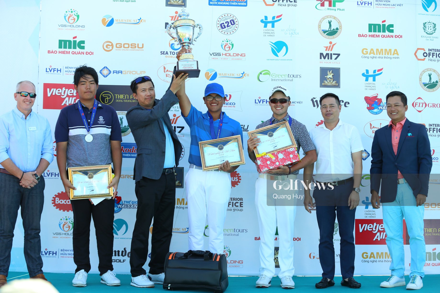 Nguyễn Bảo Long trở thành golfer trẻ tuổi nhất vô địch giải Nghiệp dư Quốc gia