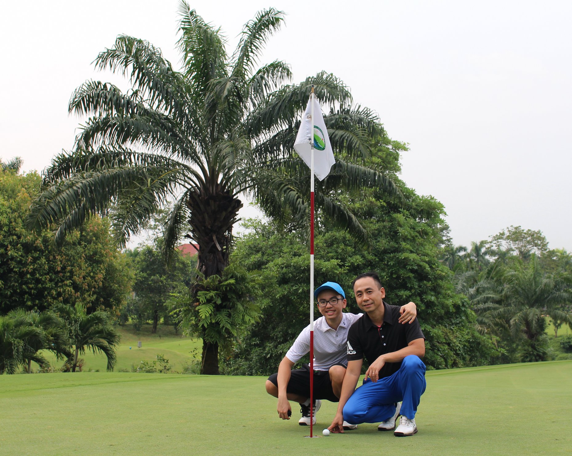 Golfer Nguyễn Hoàng Linh lần đầu ghi được Hole In One tại sân golf Long Thành