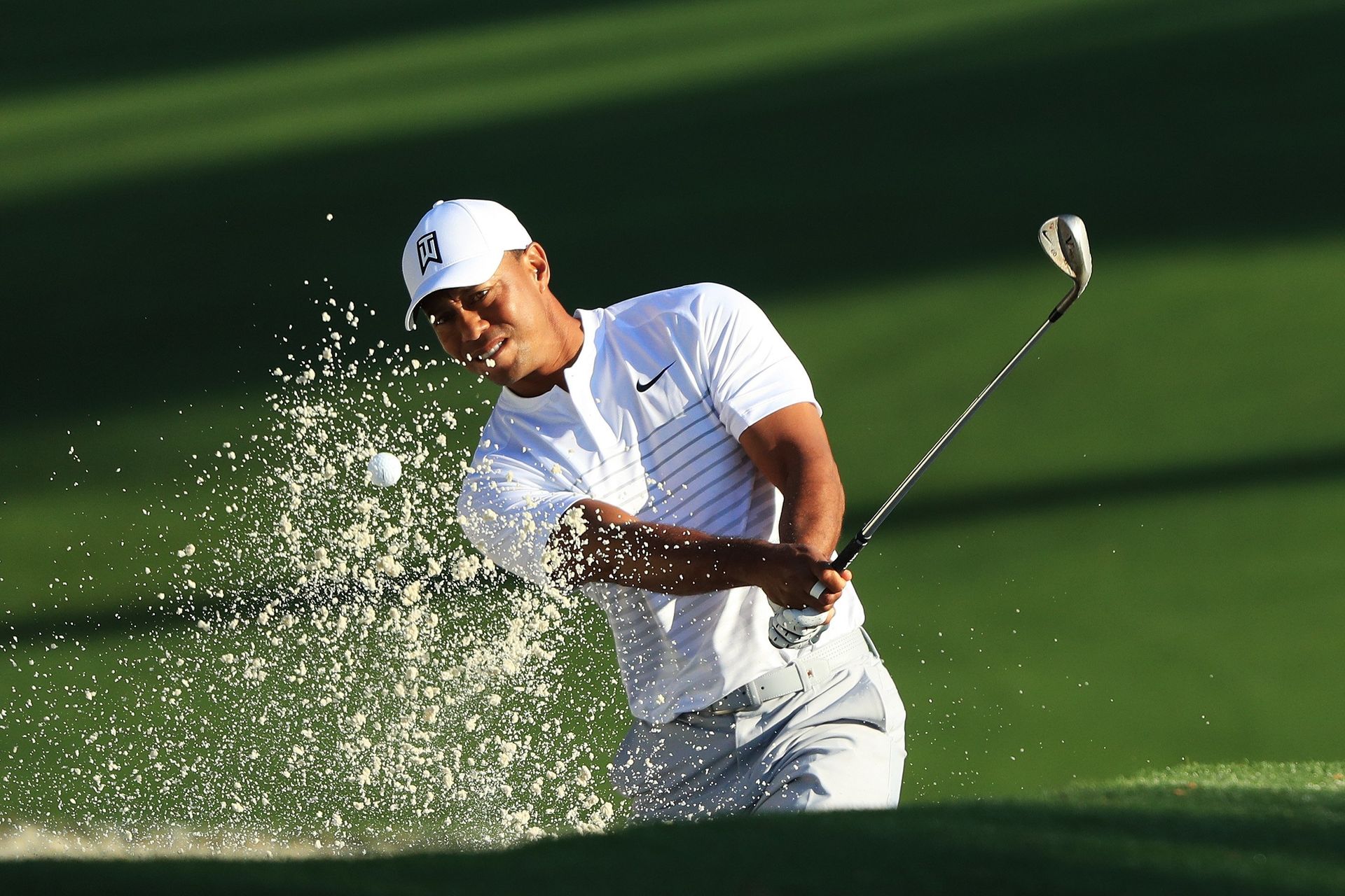 Tiger Woods: 'Tư duy cởi mở là chìa khóa thành công cho short game'