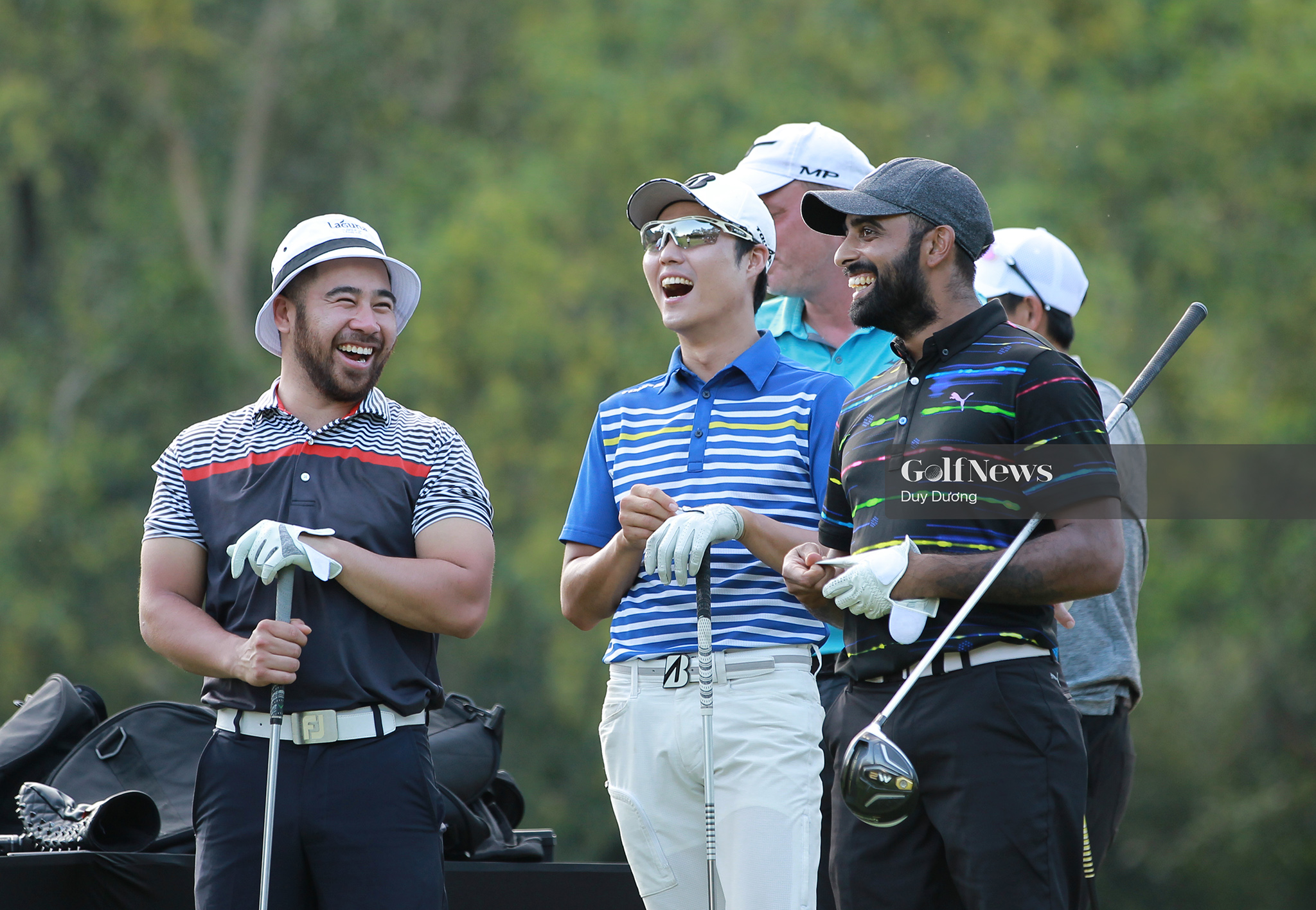 Những nụ cười sảng khoái trước giải golf tiền thưởng 1,5 tỷ đồng