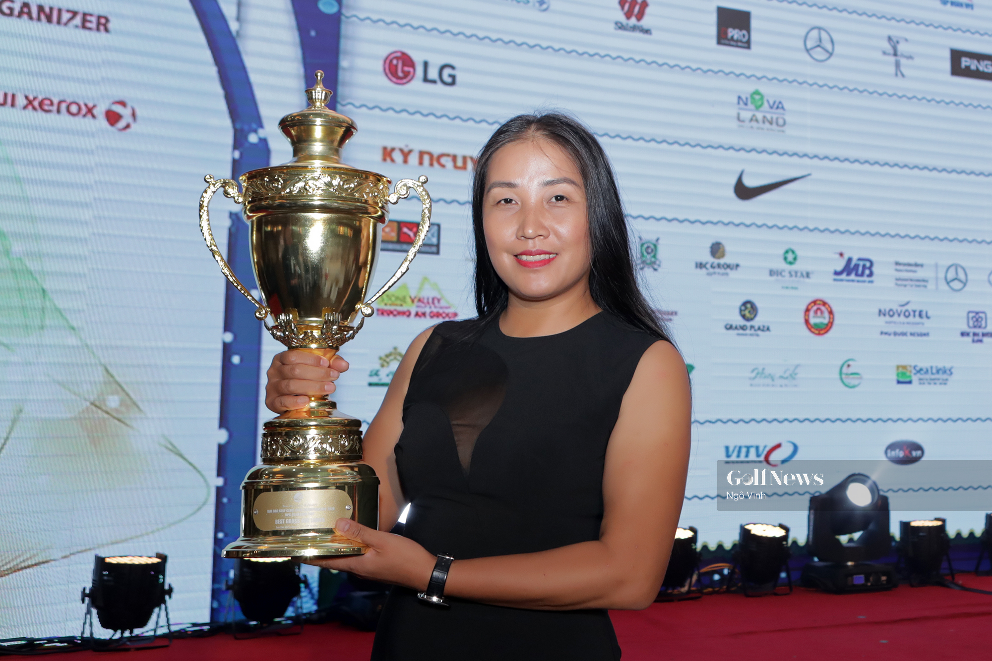 Golfer Nguyễn Thị Vân Anh lần thứ 3 đoạt cúp vô địch giải Tam Dao Club Open Championship