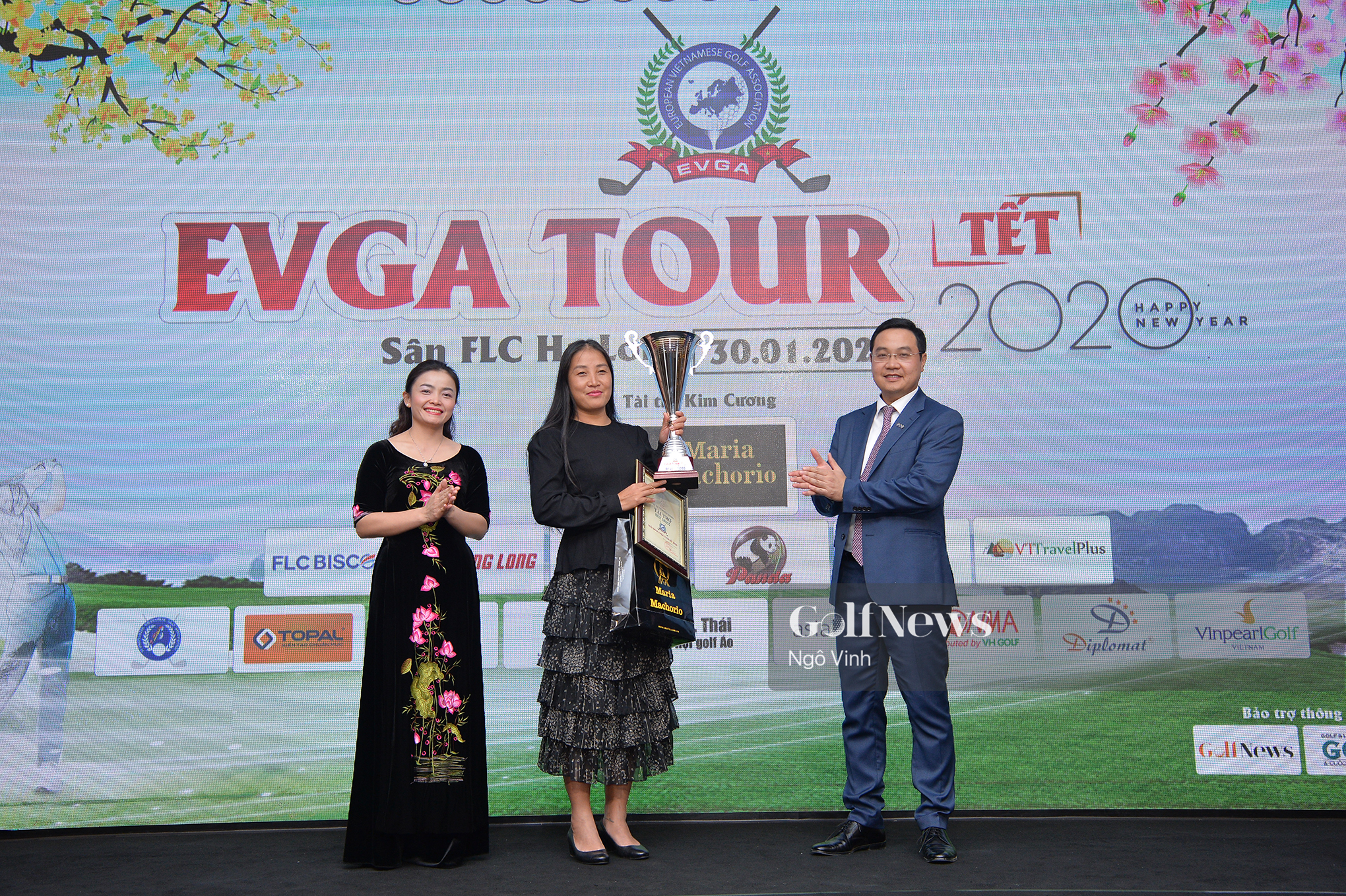 Golfer Nguyễn Thị Vân Anh giành cúp vô địch EVGA Tour Tết 2020