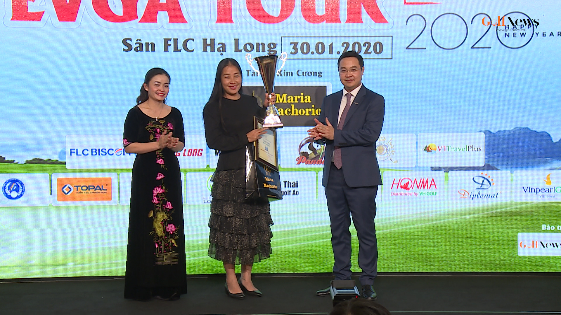 Golfer Nguyễn Thị Vân Anh vô địch Giải golf EVGA Tour Tết 2020