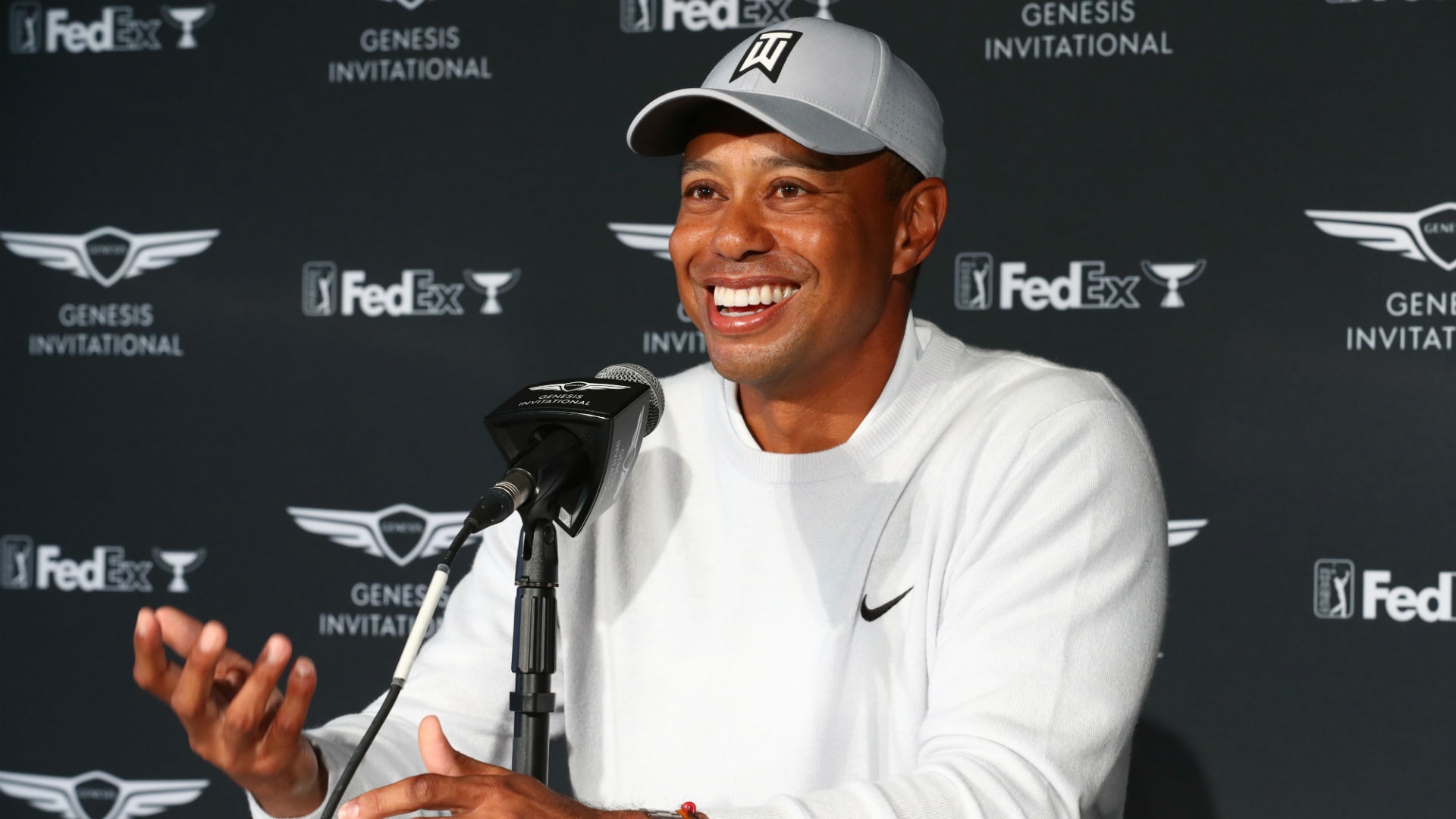 Tiger Woods cởi mở với ý tưởng thành lập Premier Golf League