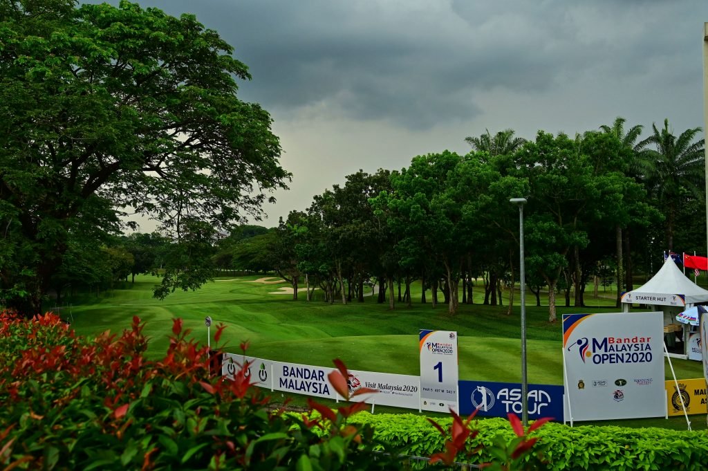 Bandar Malaysia Open bị rút ngắn do sấm sét